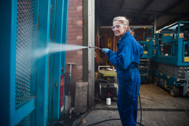 Best Graffiti Removal  in Thornton, IL