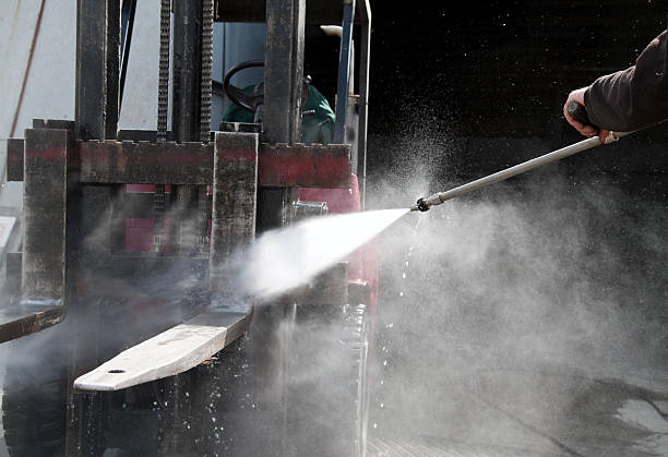 Best Sign and Awning Cleaning  in Thornton, IL